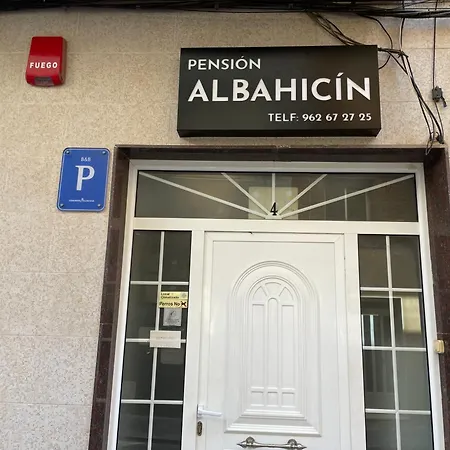 Albahicin Guest house *